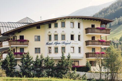 Alpin Royal Wellness & Resort Hotel