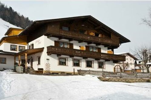 Pensione & Appartamento Anna