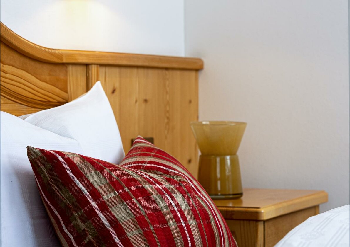Bett Detail 2