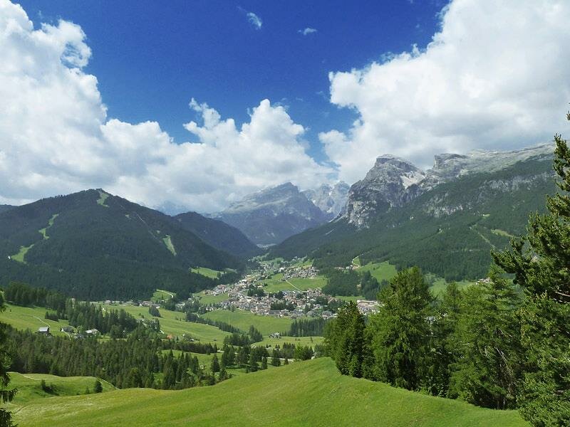 La Villa im Sommer