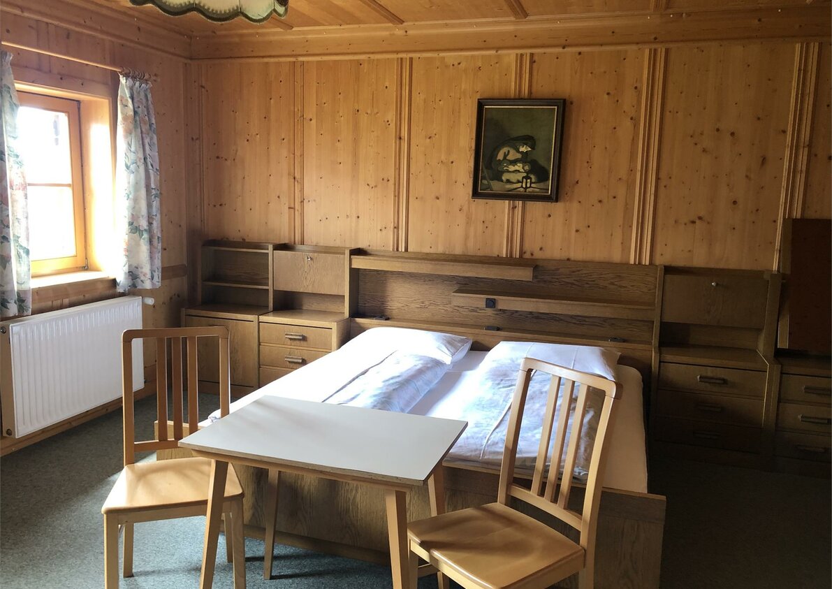 3 Bett Zimmer