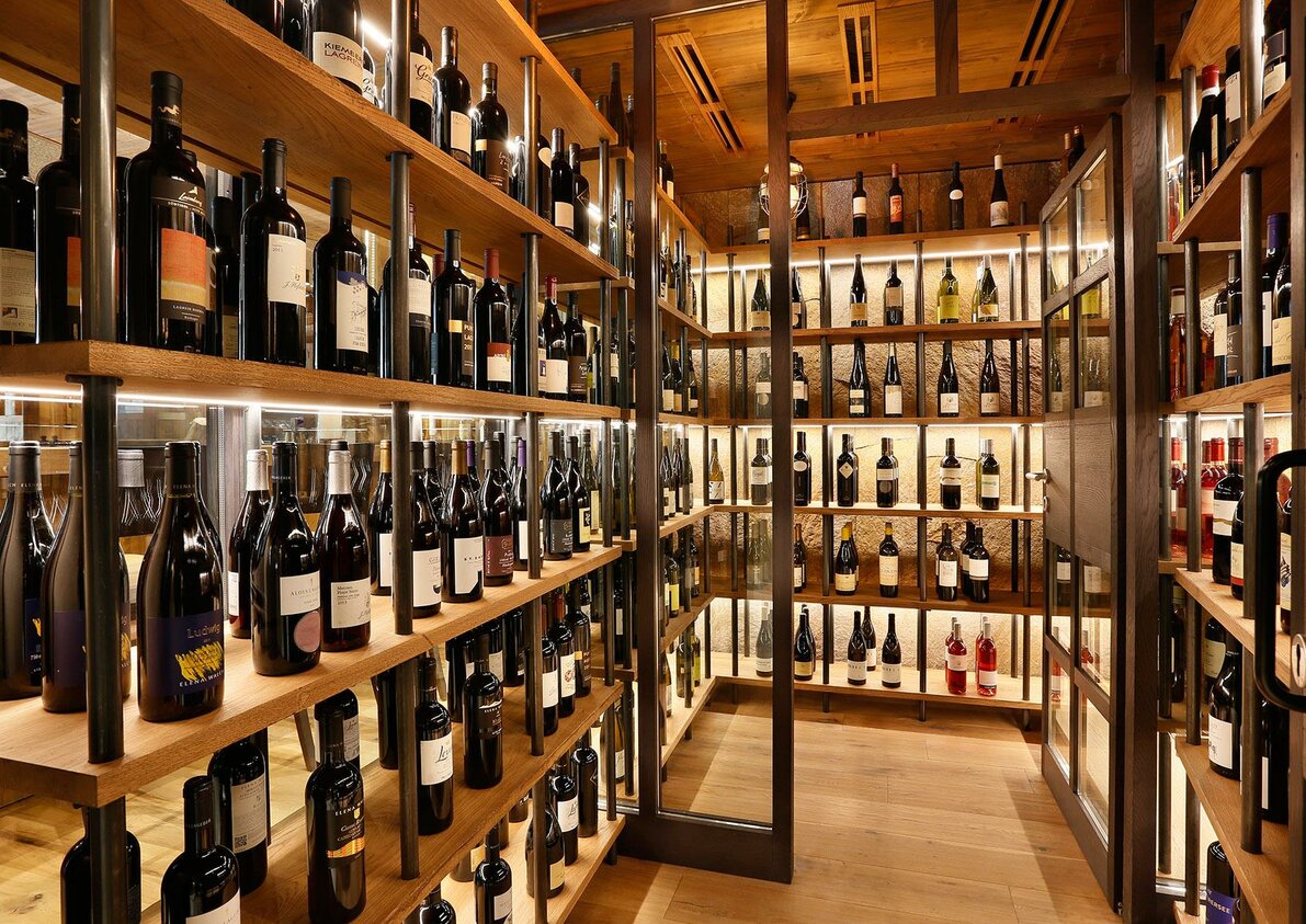 Armadio dei vini