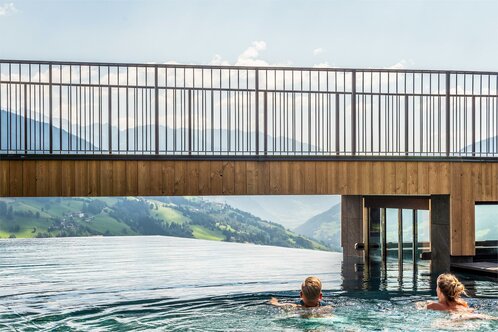 Infinitypool