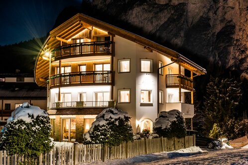 Garni-Hotel Aghel winter