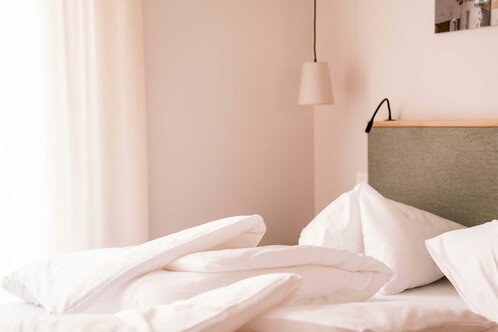 Flora Hotel & Suites - Room