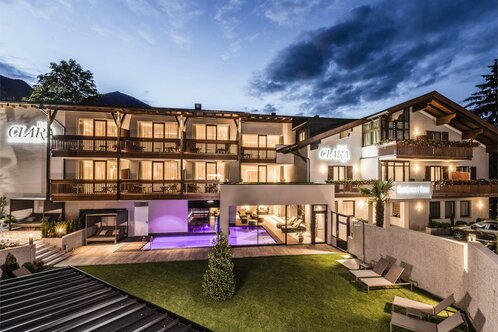 Hotel Clara