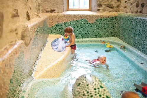Children pool