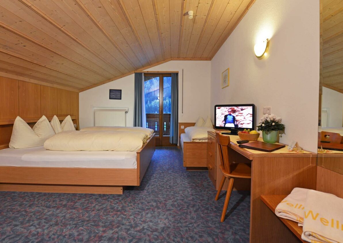 Dreibettzimmer