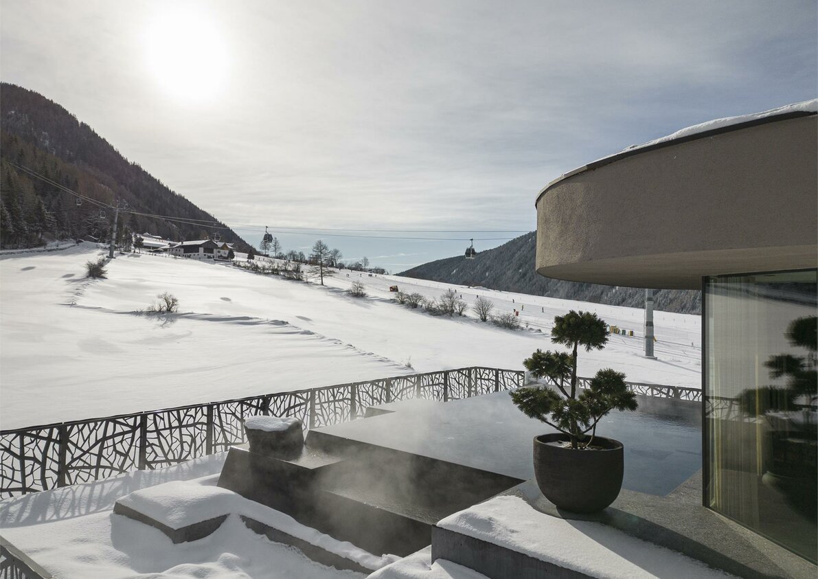 Onsen Pool