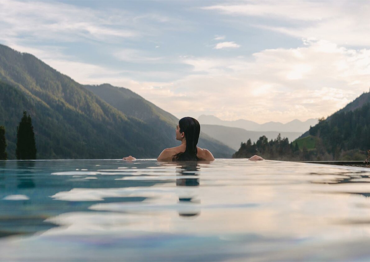 Rooftop Infinity Pool