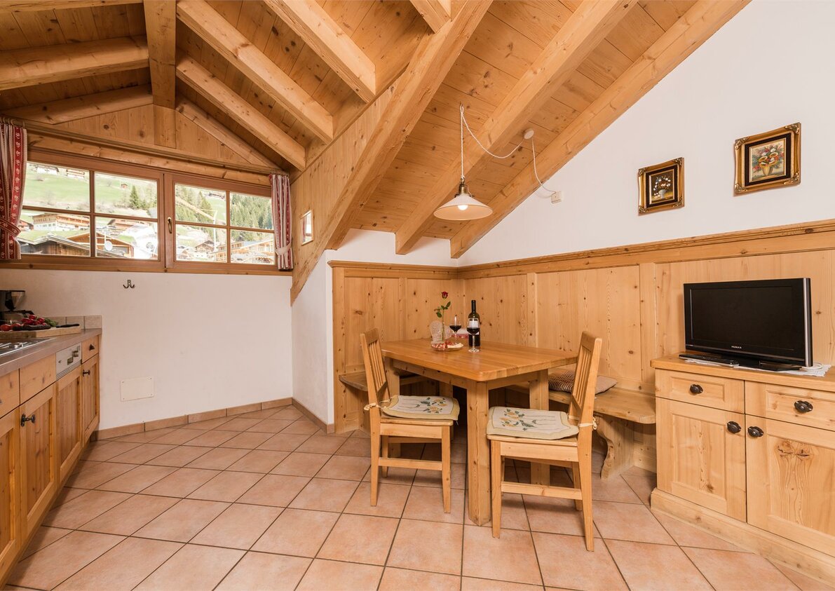 Ferienwohnung Rotwand, Wohnraum mit Kochecke