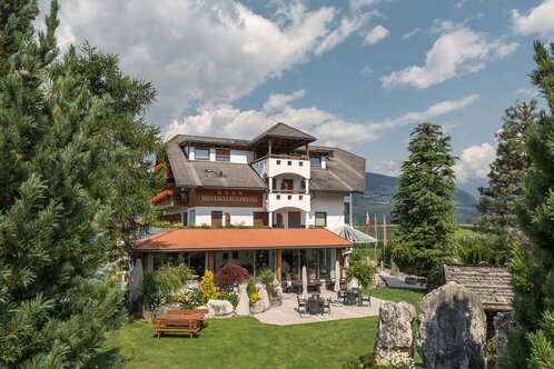 Mineralienhotel Natznerhof