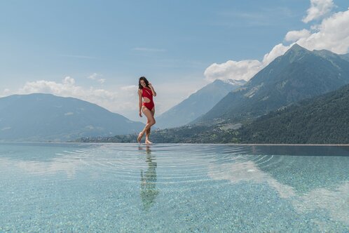 Infinity-Pool Alpin