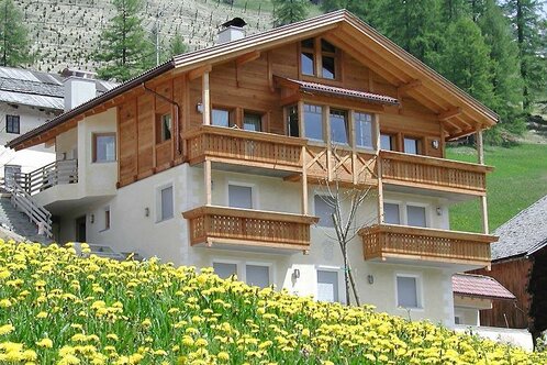 Residence Araldina im Sommer