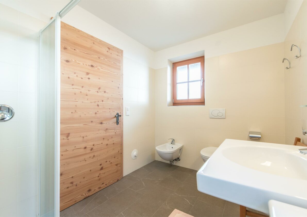Bergblick bathroom
