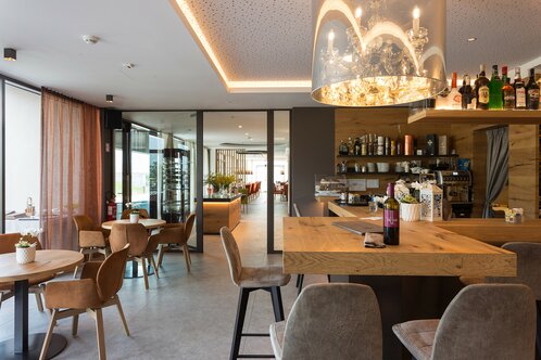 WINEBAR