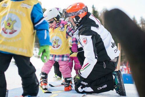 Kids ski school Obereggen