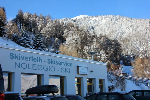 Ski renting Ziernheld