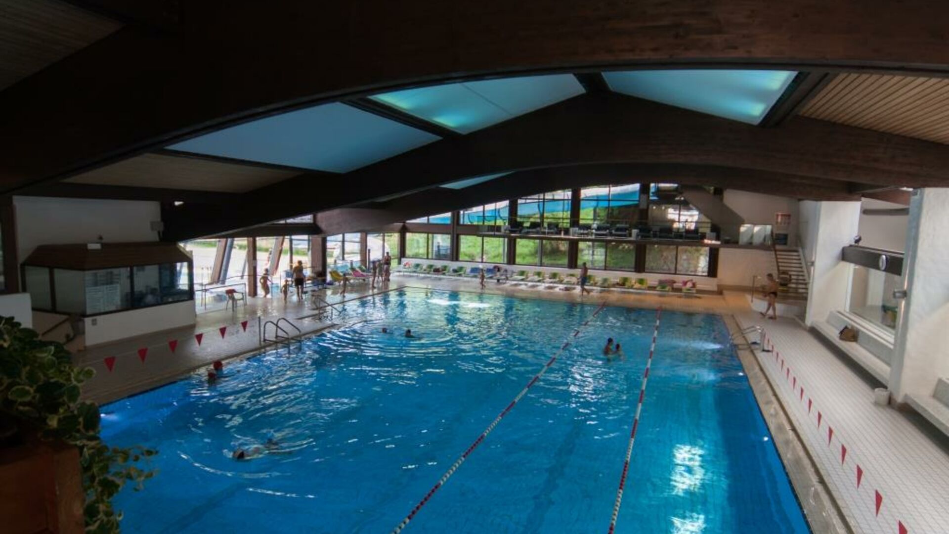 Mardolomit Swimming Pool & Sauna • Contact & opening hours