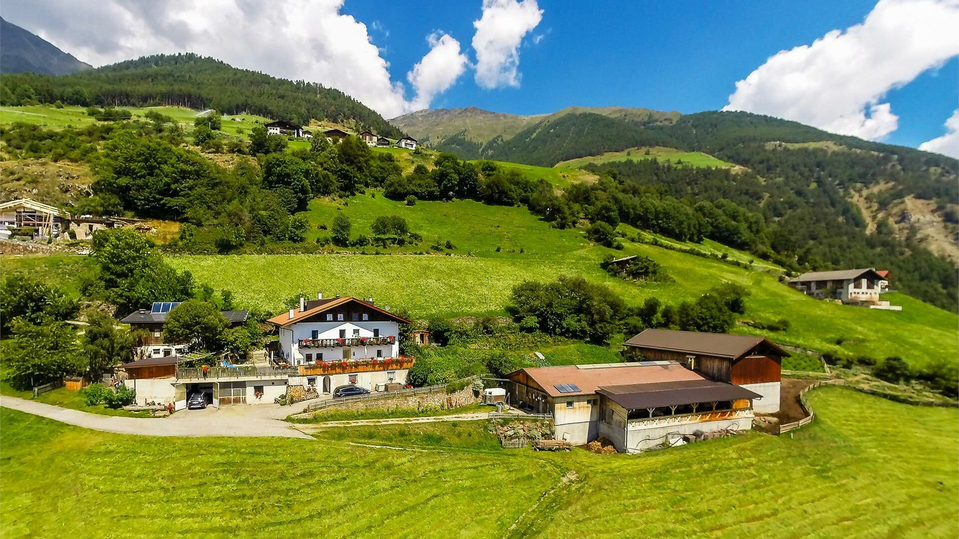 Hofschank Niedermoar Trumsberg • Kastelbell-Tschars (Südtirol)