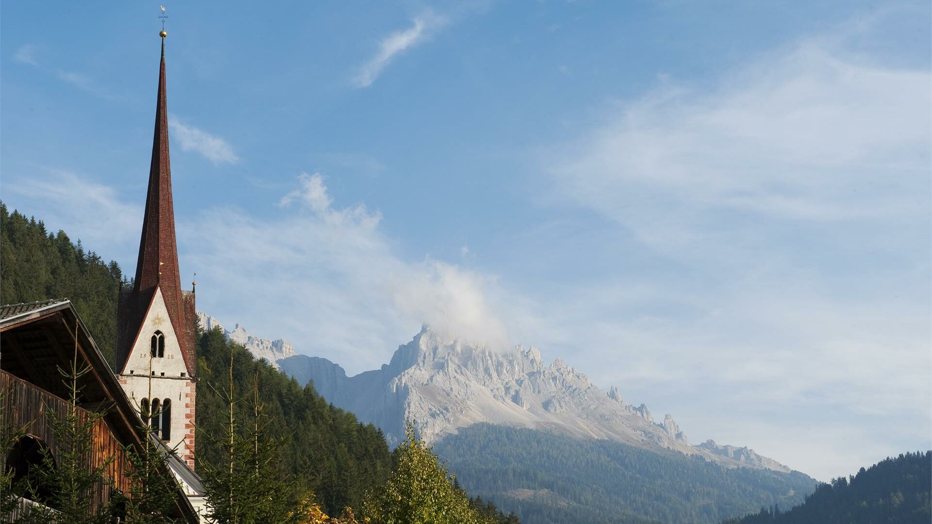 Pfarrkirche St. Nikolaus in Eggen • Kirchen in Südtirol