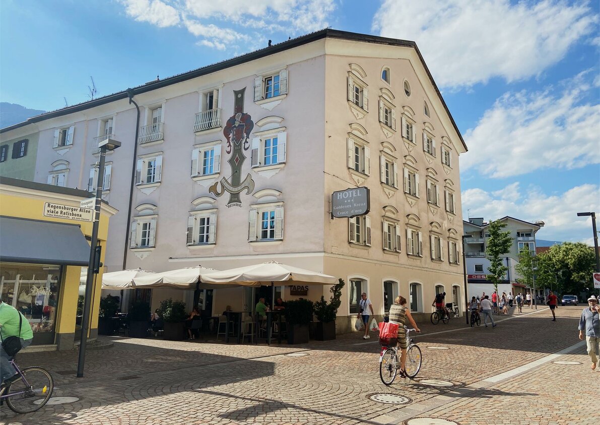 fintælling behagelig trekant book Hotel Croce d'Oro / Goldenes Kreuz, Bressanone / Brixen |  suedtirol.info
