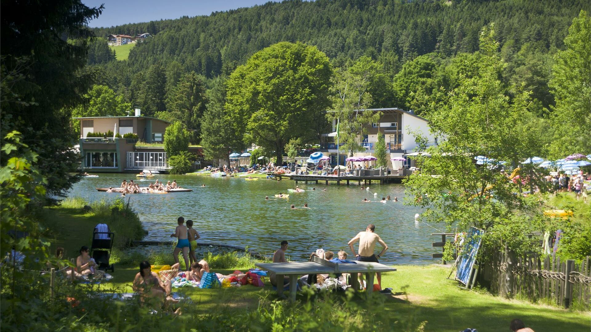 Badesee Issinger Weiher • Badeseen In Südtirol