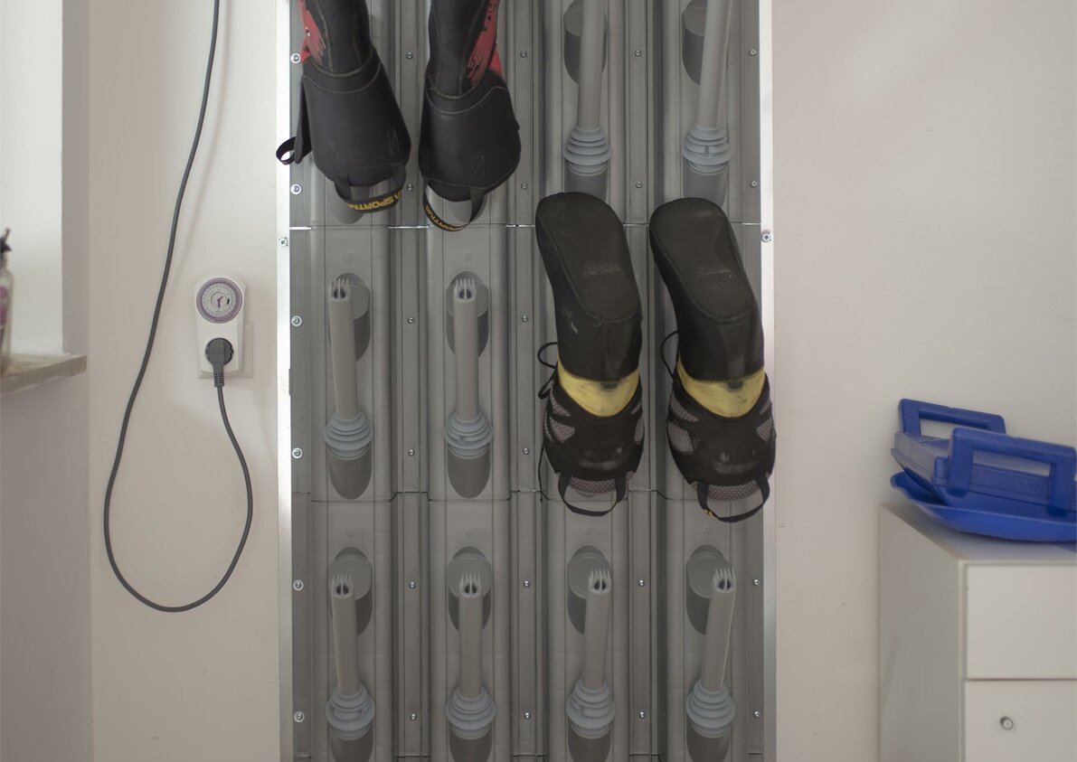 Shoe dryer