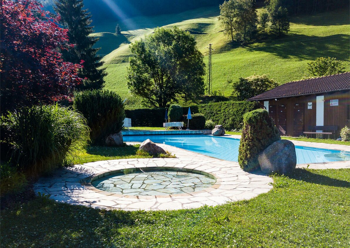 Piscina esterna riscaldata