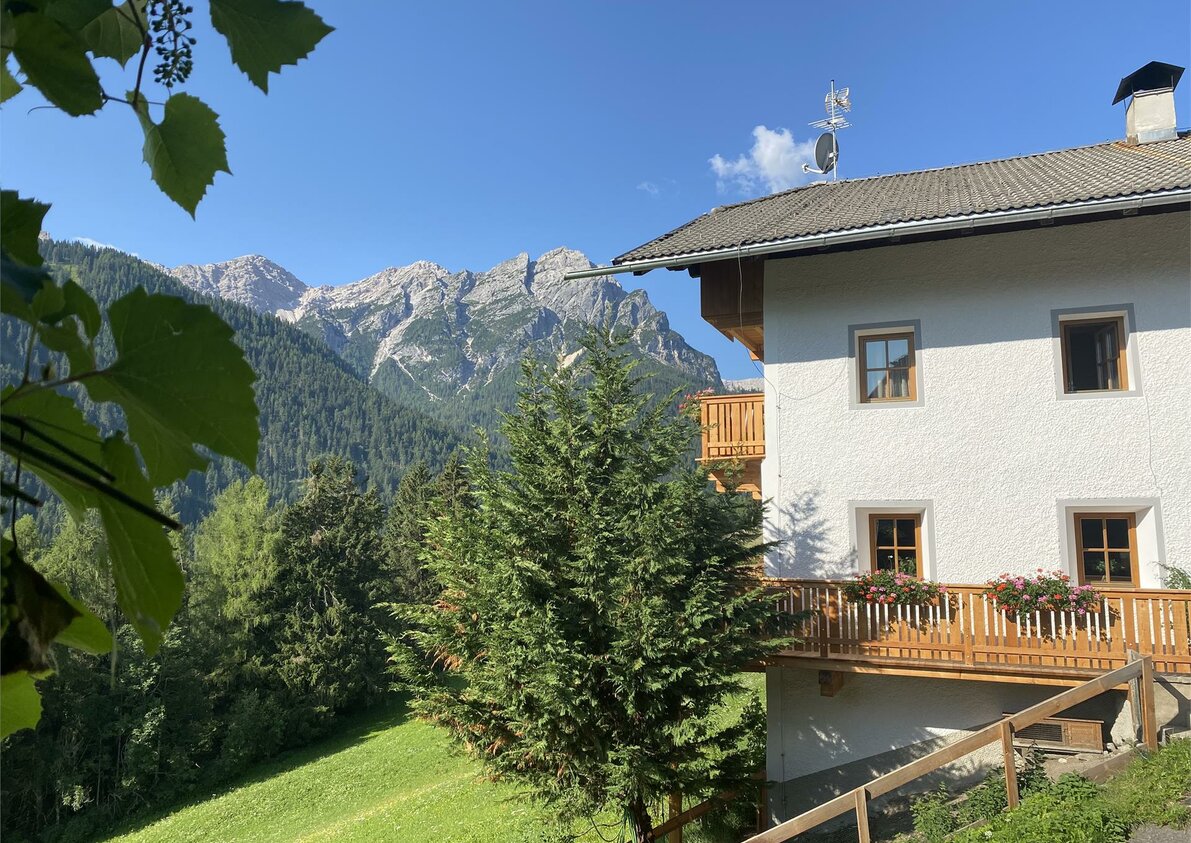 casa con visuale sul sasso del signore