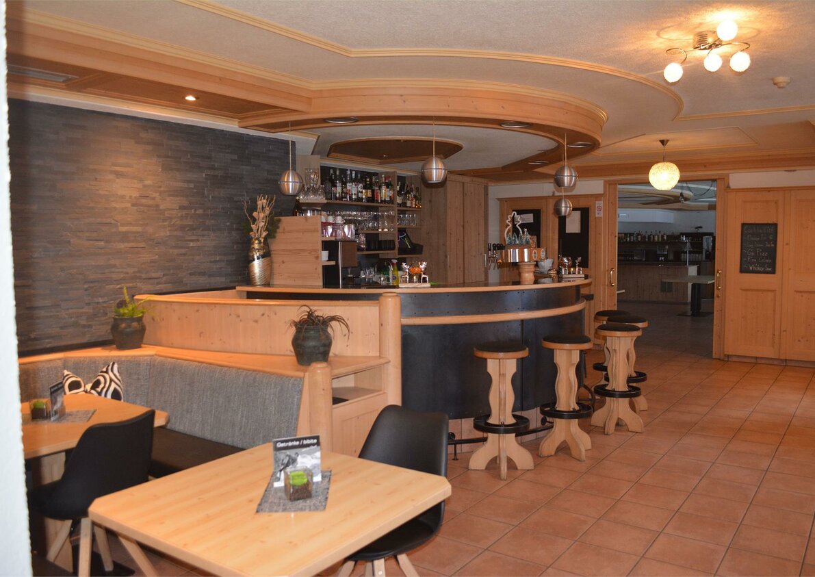 Hotel Bar
