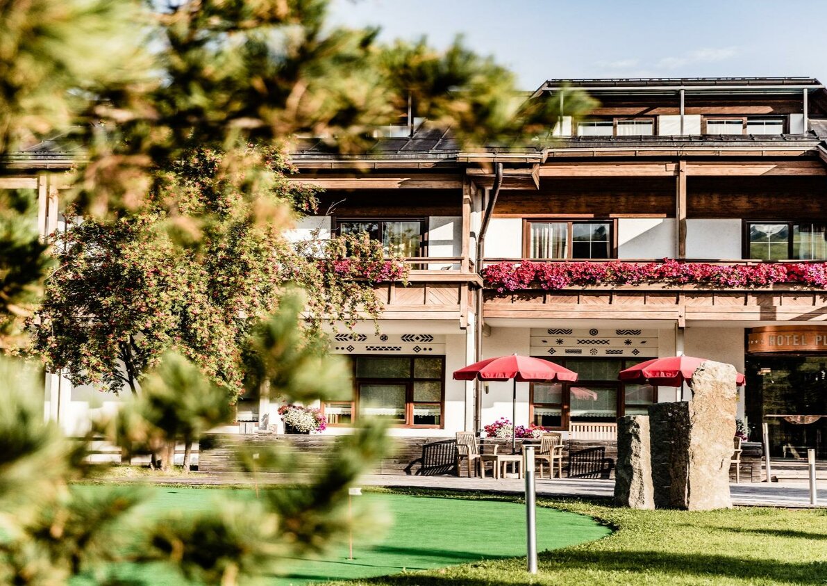 Hotel Plaza da fuori nell' estate