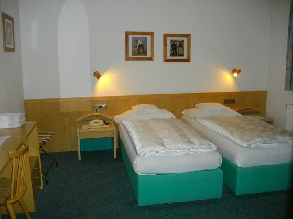 Zweibettzimmer