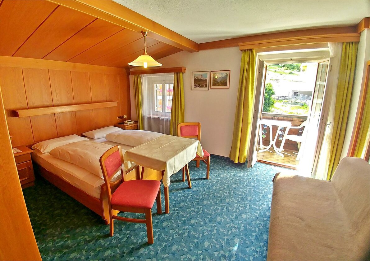 Triple room with balcony