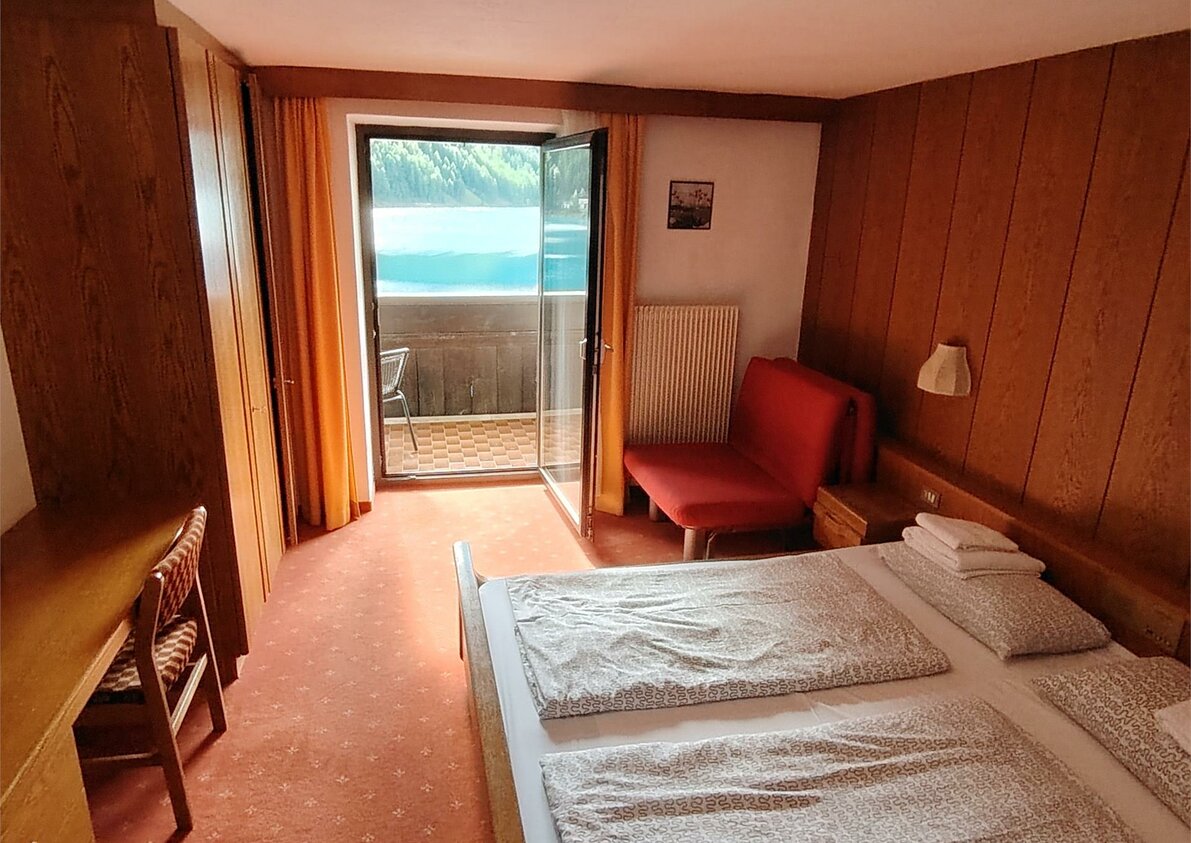 Double room "Premium" with balcony and lake view