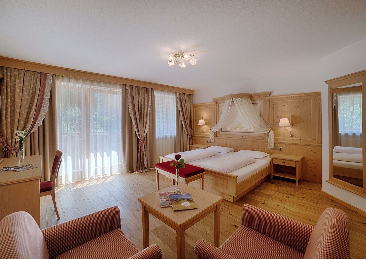 DOPPELZIMMER SUPERIOR