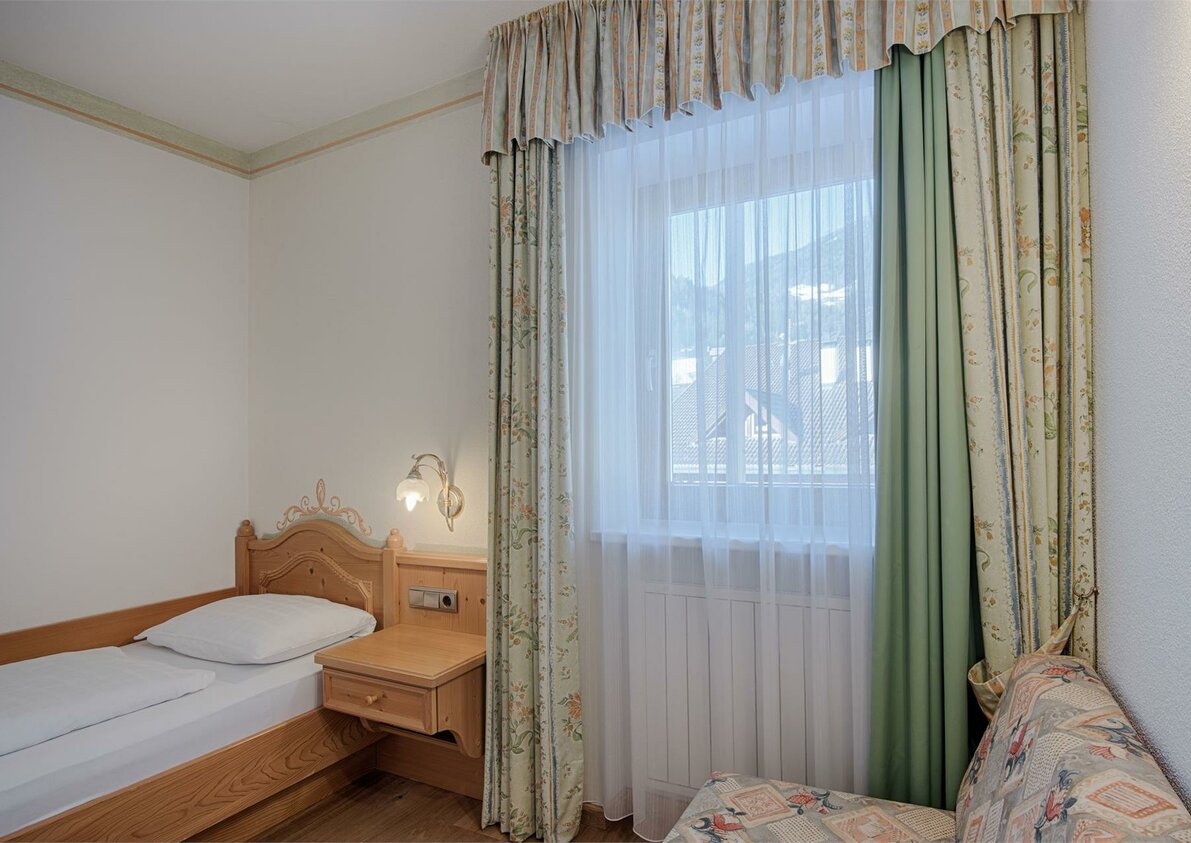 SINGLE ROOM ALPEN