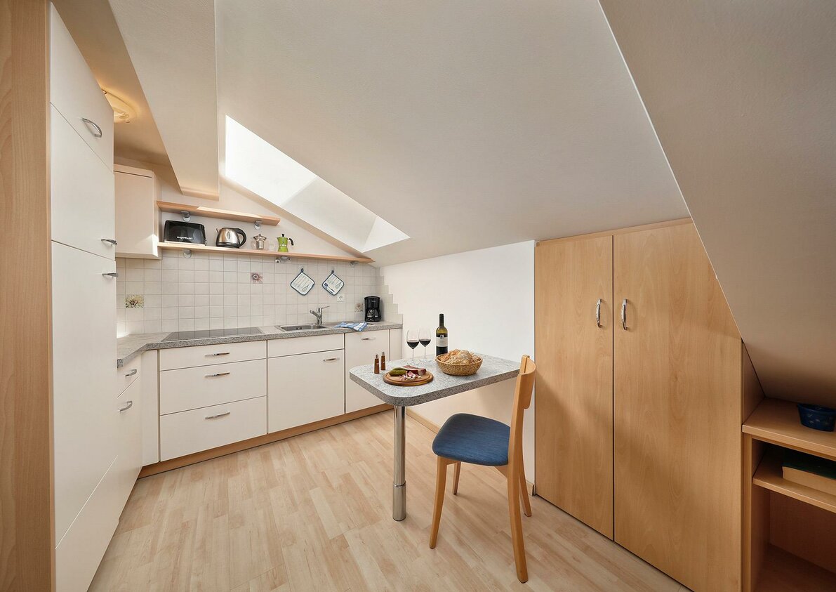 Living room and kitchen - Pichlerhof in Hafling, South Tyrol