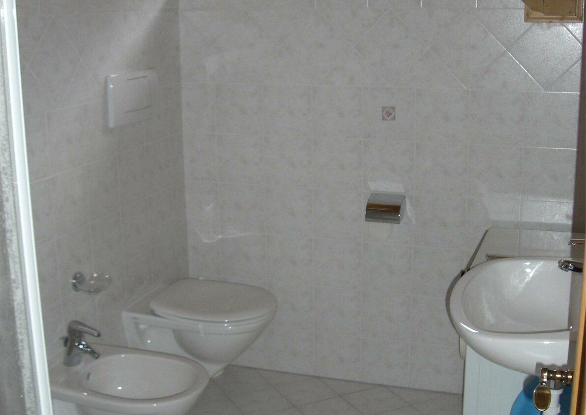Wc con Doccia Appartamento con Balcone