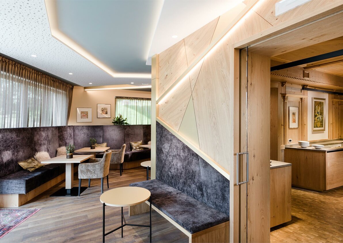 Neue bar