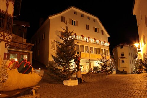 Bar Garni Grauer Bär