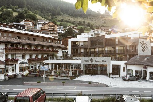 The refurbished first-class hotel Traube Post, situated right by Lake Reschen