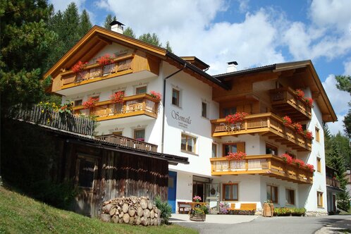 Garni + app. Somaila