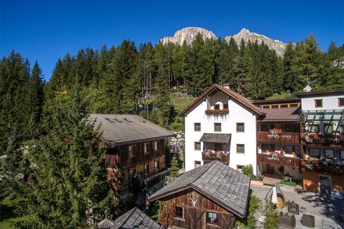 Residence Elisa - Colfosco - Alta Badia Dolomiti - Ferienwohnungen