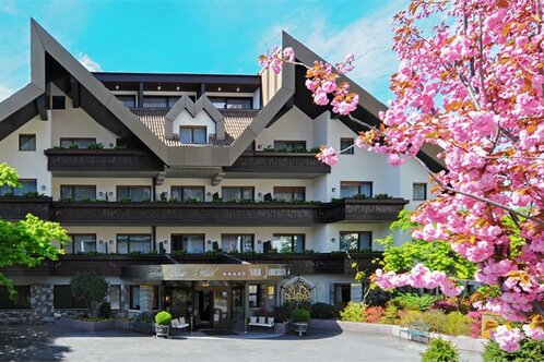 First Class Hotel Vier Jahreszeiten