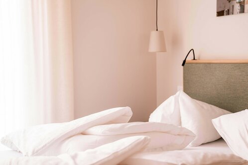 Flora Hotel & Suites - Zimmer