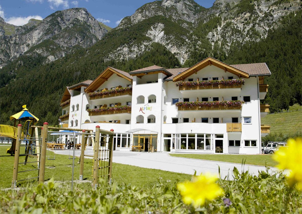 Hotel Alpin