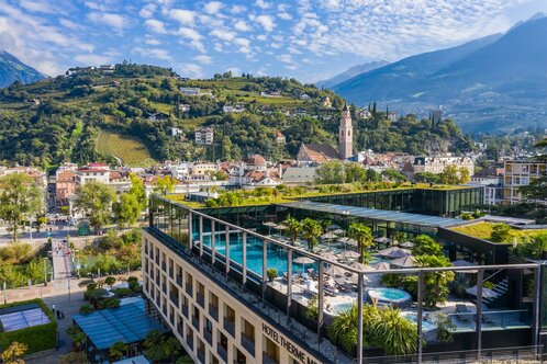 Aussenansicht Hotel Therme Meran