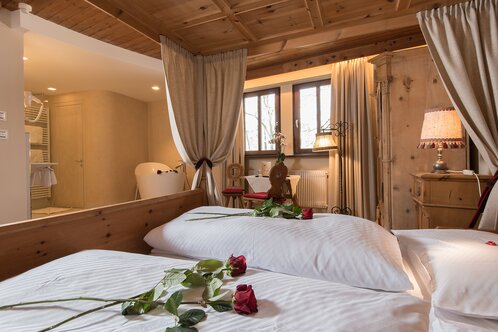 Honymoon room
