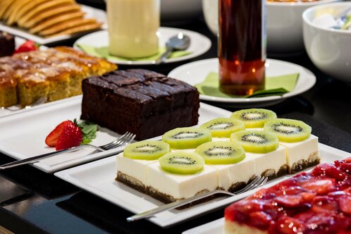 Flora Hotel & Suites - Frühstücksbuffet